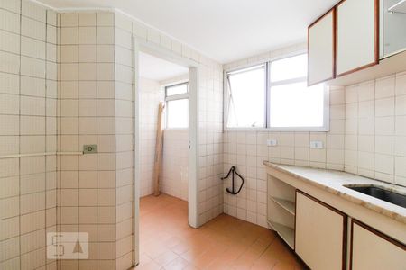 Cozinha de apartamento para alugar com 2 quartos, 68m² em Mooca, São Paulo