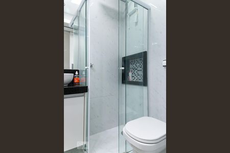 Banheiro de apartamento para alugar com 1 quarto, 45m² em Vila Buarque, São Paulo