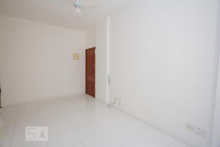 Sala de apartamento para alugar com 1 quarto, 45m² em Flamengo, Rio de Janeiro