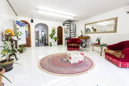 Sala de casa para alugar com 3 quartos, 180m² em Floresta, Porto Alegre