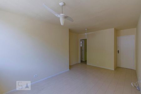 Sala de apartamento à venda com 2 quartos, 68m² em Santa Rosa, Niterói