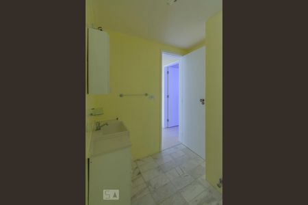 Banheiro Principal de apartamento à venda com 2 quartos, 68m² em Santa Rosa, Niterói