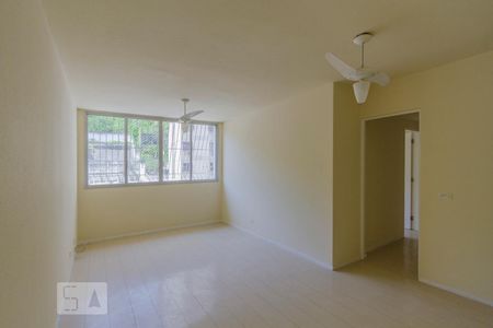 Sala de apartamento à venda com 2 quartos, 68m² em Santa Rosa, Niterói