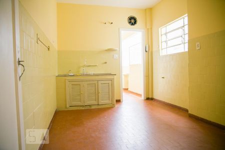Cozinha de apartamento para alugar com 3 quartos, 107m² em Liberdade, São Paulo