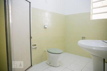 Apartamento para alugar com 107m², 3 quartos e sem vaga Apartamento para alugar com 107m², 3 quartos e sem vagaBanheiro