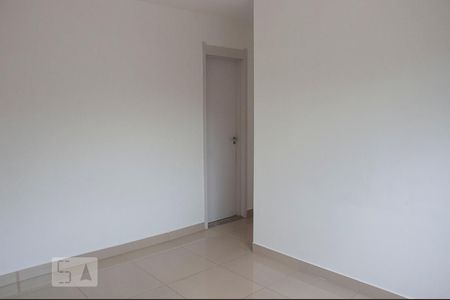 Apartamento à venda com 2 quartos, 70m² em Cavalhada, Porto Alegre