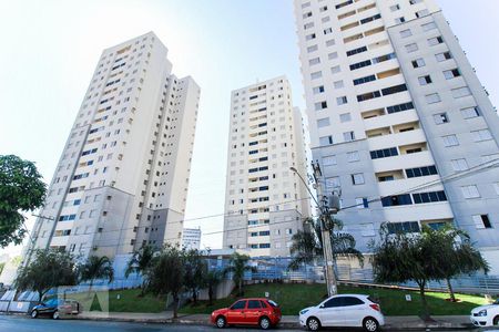 Apartamento para alugar com 62m², 2 quartos e 1 vagaFachada do Condomínio