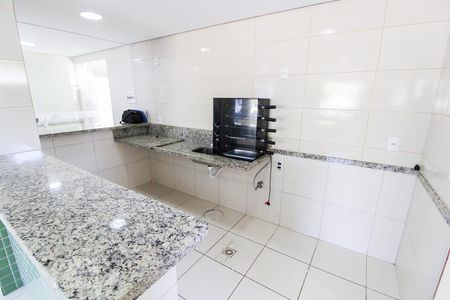 Apartamento para alugar com 62m², 2 quartos e 1 vagaÁrea comum - Salão de festas