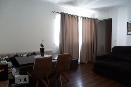Sala de apartamento para alugar com 2 quartos, 80m² em Vila Olímpia, São Paulo