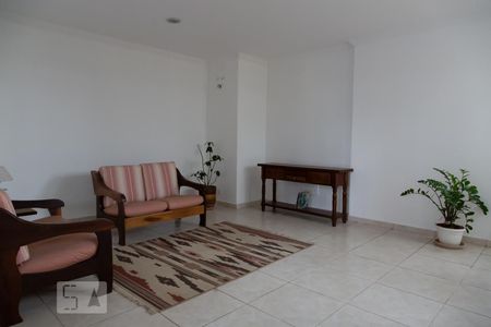 Apartamento à venda com 80m², 2 quartos e 1 vagaHall de entrada