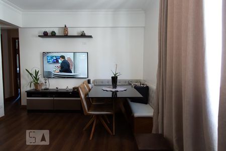 Sala de apartamento para alugar com 2 quartos, 80m² em Vila Olímpia, São Paulo