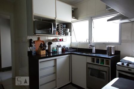 Apartamento à venda com 80m², 2 quartos e 1 vagaCozinha