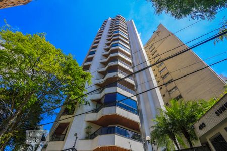 Apartamento para alugar com 180m², 4 quartos e 2 vagas Apartamento para alugar com 180m², 4 quartos e 2 vagasFachada