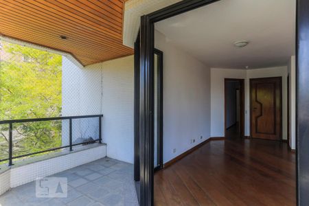 Apartamento para alugar com 180m², 4 quartos e 2 vagas Apartamento para alugar com 180m², 4 quartos e 2 vagasVaranda da Sala