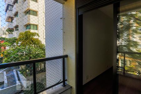 Apartamento para alugar com 180m², 4 quartos e 2 vagas Apartamento para alugar com 180m², 4 quartos e 2 vagasVaranda da Suite 1