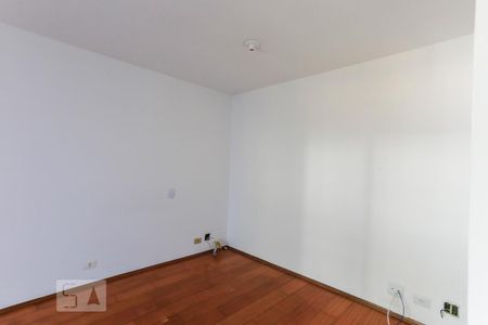 Apartamento para alugar com 180m², 4 quartos e 2 vagas Apartamento para alugar com 180m², 4 quartos e 2 vagasSuite 2