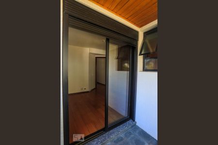 Apartamento para alugar com 180m², 4 quartos e 2 vagas Apartamento para alugar com 180m², 4 quartos e 2 vagasVaranda da Suite 1