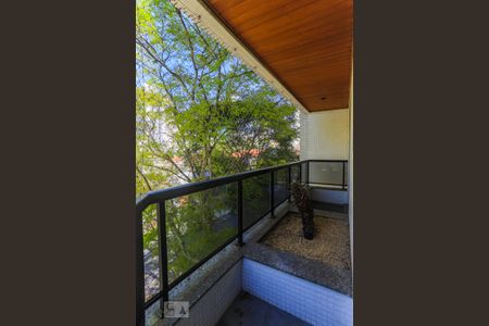 Apartamento para alugar com 180m², 4 quartos e 2 vagas Apartamento para alugar com 180m², 4 quartos e 2 vagasVaranda do Quarto 1