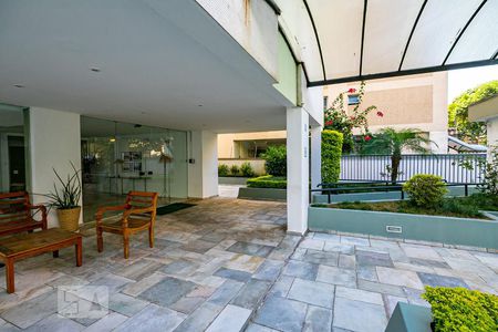 Apartamento para alugar com 85m², 2 quartos e 1 vagaFachada