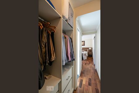 Apartamento para alugar com 85m², 2 quartos e 1 vagaCloset