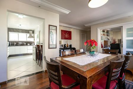 Apartamento para alugar com 85m², 2 quartos e 1 vagaSala