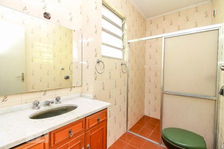 Casa à venda com 650m², 6 quartos e 6 vagasBanheiro 1