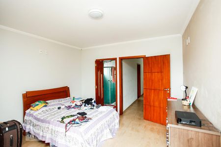 Casa à venda com 206m², 3 quartos e 4 vagasSuíte