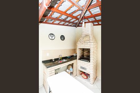 Casa à venda com 206m², 3 quartos e 4 vagasChurrasqueira