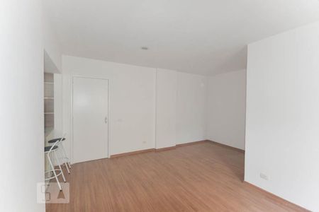 Apartamento para alugar com 70m², 2 quartos e 1 vagaSala