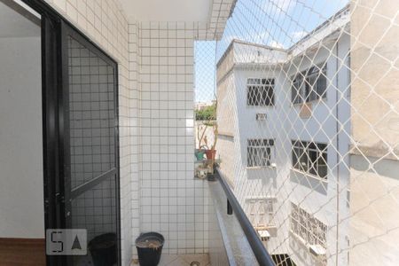 Apartamento para alugar com 70m², 2 quartos e 1 vagaVaranda Sala