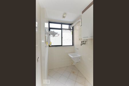 Apartamento para alugar com 70m², 2 quartos e 1 vagaÁrea de Serviço