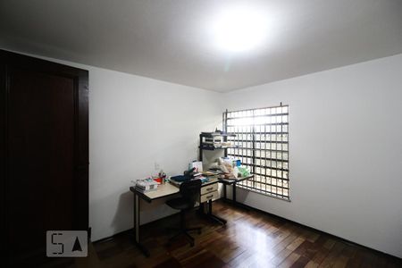 Casa para alugar com 520m², 4 quartos e 3 vagasEscritório