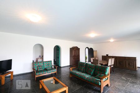 Casa para alugar com 520m², 4 quartos e 3 vagasSalão 