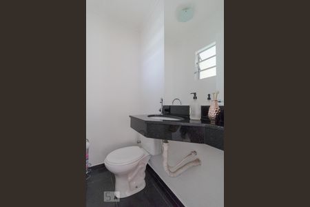 Apartamento à venda com 140m², 3 quartos e 3 vagasLavabo