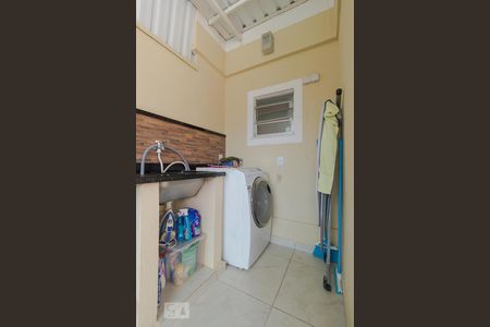 Apartamento à venda com 140m², 3 quartos e 3 vagasÁrea de Serviço