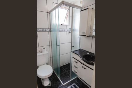 Banheiro de apartamento para alugar com 2 quartos, 57m² em Cangaiba, São Paulo