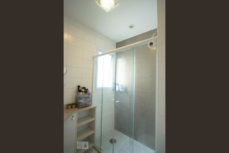 Apartamento à venda com 97m², 2 quartos e 2 vagasBanheiro da Suíte