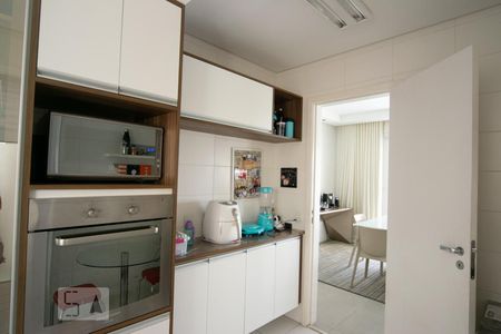 Apartamento à venda com 97m², 2 quartos e 2 vagasCozinh