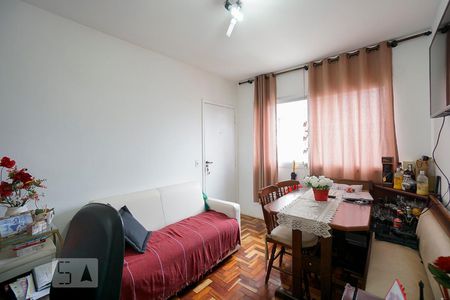 Sala de apartamento para alugar com 2 quartos, 47m² em Jardim Independência, São Paulo