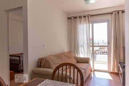 Apartamento para alugar com 62m², 2 quartos e 1 vagaSala