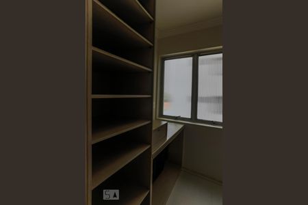 Apartamento à venda com 108m², 3 quartos e 1 vagaCloset da Suite