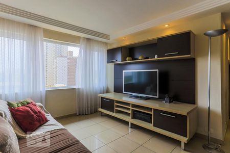 Sala de Estar de apartamento à venda com 3 quartos, 108m² em Vila Santo Estéfano, São Paulo
