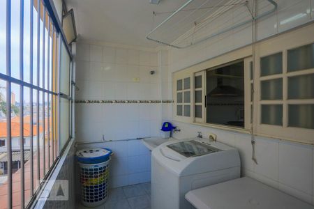 Apartamento à venda com 108m², 3 quartos e 1 vagaÁrea de Serviço