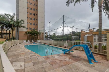 Apartamento para alugar com 70m², 3 quartos e 1 vagaÁrea comum - Piscina