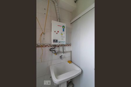 Apartamento para alugar com 70m², 3 quartos e 1 vagaÁrea de Serviço