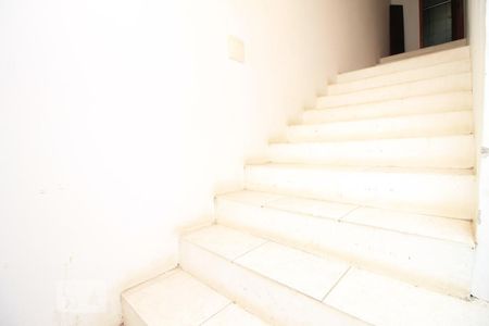 Eacada de casa de condomínio à venda com 6 quartos, 250m² em Bom Jesus, Porto Alegre