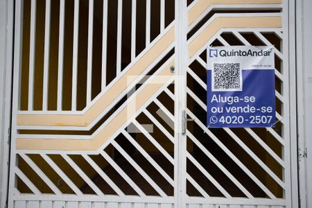 Casa à venda com 190m², 4 quartos e 1 vagaFachada