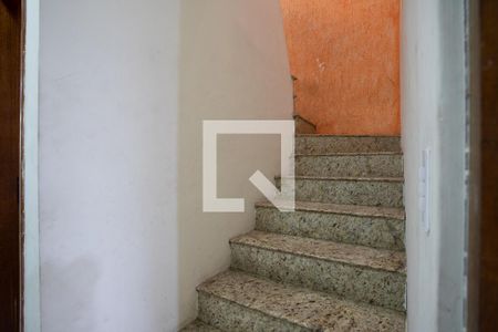 Casa à venda com 190m², 4 quartos e 1 vagaEscada