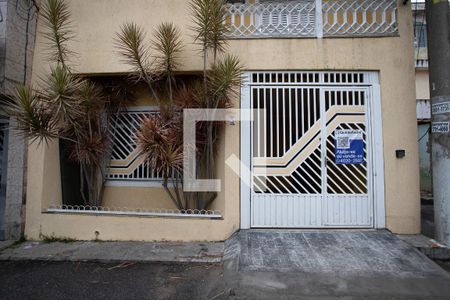 Casa à venda com 190m², 4 quartos e 1 vagaFachada