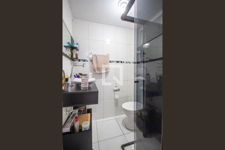 Banheiro de apartamento à venda com 2 quartos, 58m² em Jardim Peri, Osasco